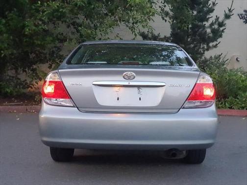 2006 Toyota Camry LE