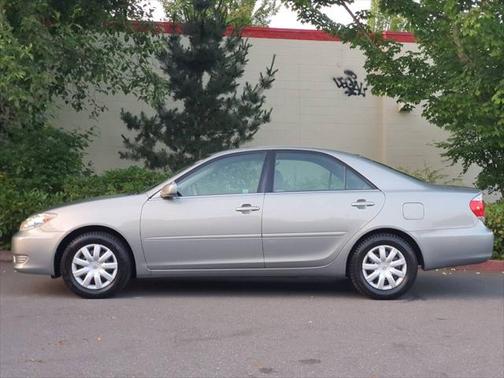 2006 Toyota Camry LE