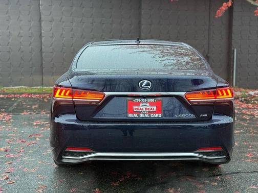 2019 Lexus LS 500h Base