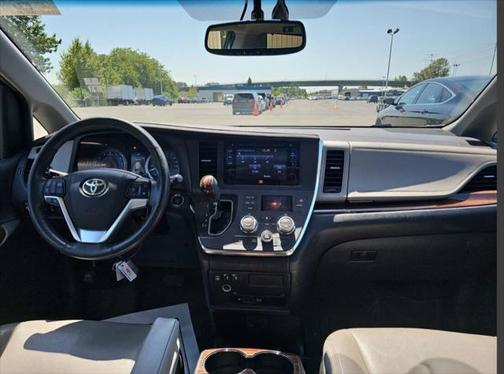 2015 Toyota Sienna Limited