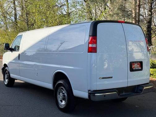 2020 Chevrolet Express 2500 RWD 2500 Extended Wheelbase WT