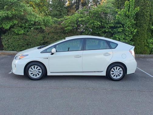 2015 Toyota Prius Plug-in Advanced