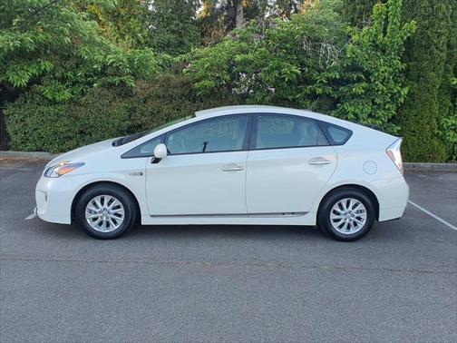 2015 Toyota Prius Plug-in Advanced