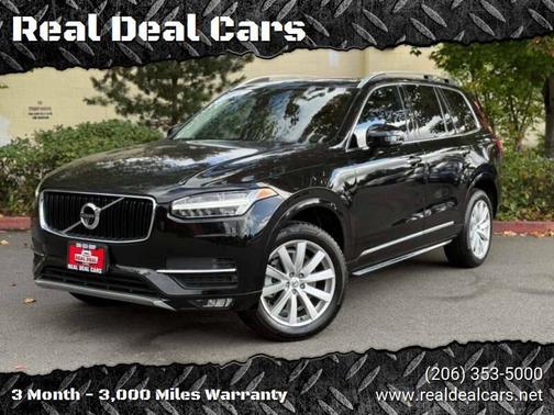 2017 Volvo XC90 T6 Momentum
