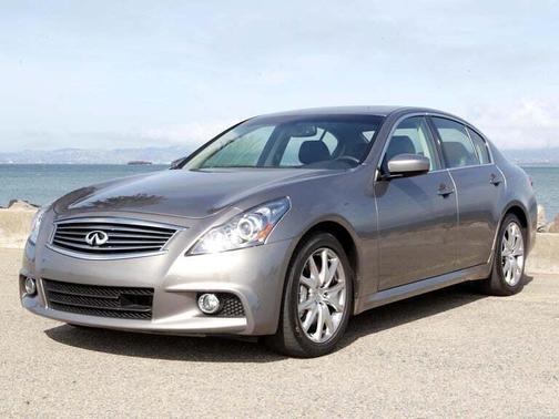 2010 INFINITI G37x Base
