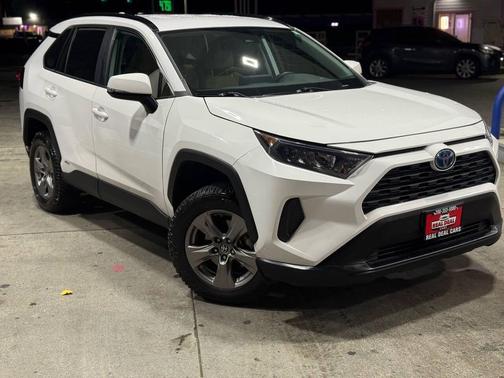 2022 Toyota RAV4 Hybrid LE