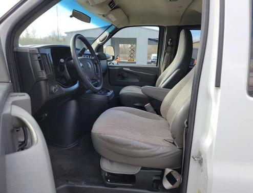 2013 Chevrolet Express 2500 LT