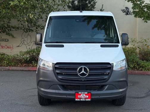2022 Mercedes-Benz Sprinter 1500 Standard Roof I4