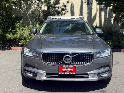 2018 Volvo V90 Cross Country T5