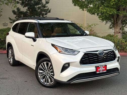 2020 Toyota Highlander Hybrid Platinum