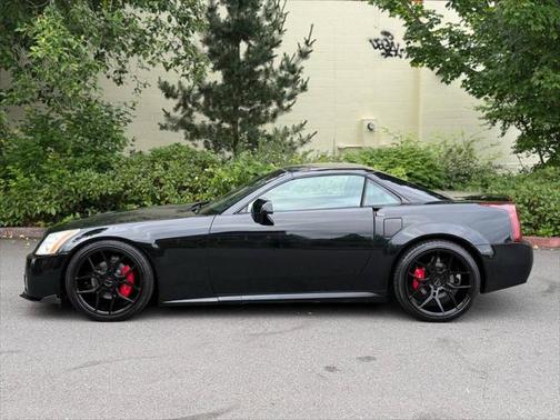 2006 Cadillac XLR Base