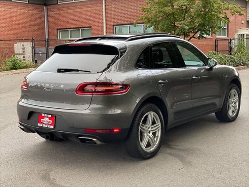 2018 Porsche Macan Base