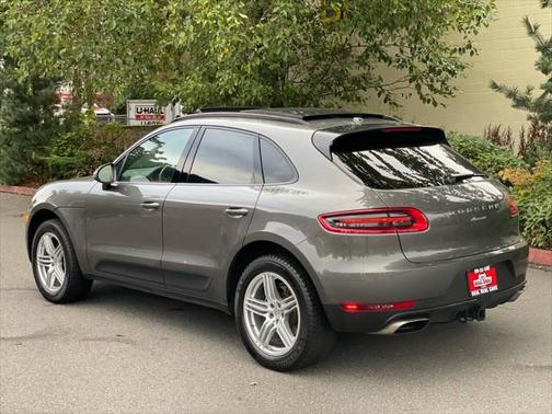2018 Porsche Macan Base