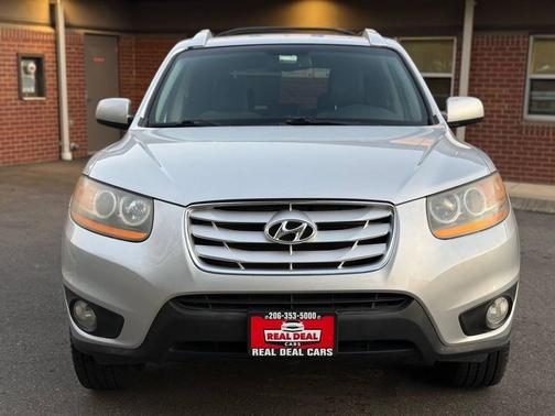 2011 Hyundai SANTA FE SE
