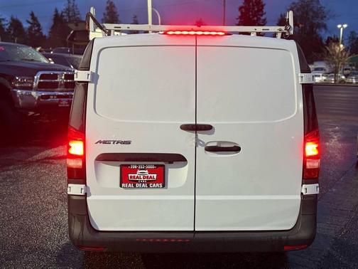 2018 Mercedes-Benz Metris Base