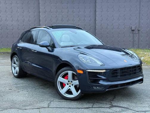 2018 Porsche Macan Macan GTS