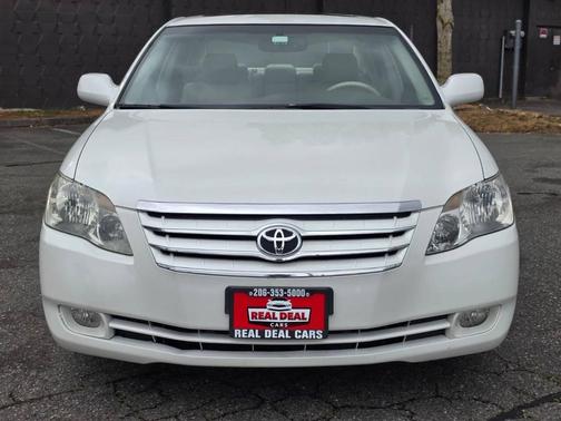 Blizzard Pearl 2006 Toyota Avalon XLS