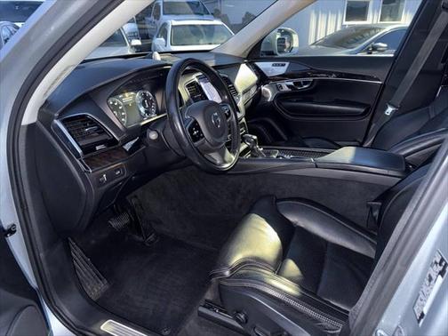 2017 Volvo XC90 T6 Inscription