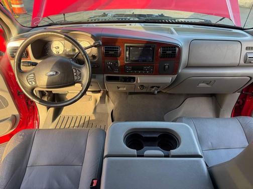 Red 2006 Ford F-250 Lariat