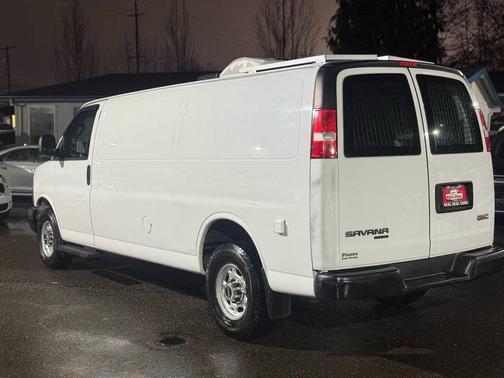 2016 GMC Savana 2500 Work Van