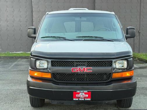 2016 GMC Savana 2500 Work Van