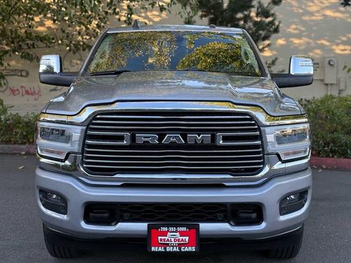 2024 RAM 2500 Laramie Crew Cab 4x4 6'4' Box