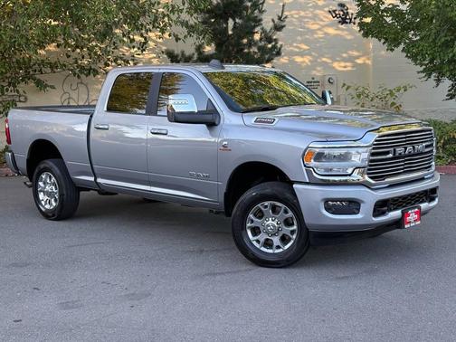 2024 RAM 2500 Laramie Crew Cab 4x4 6'4' Box