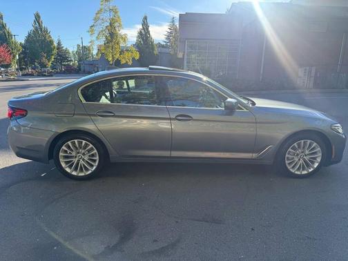2021 BMW 530 xDrive