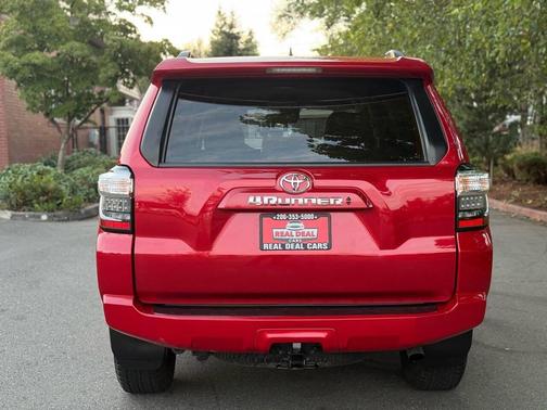 2022 Toyota 4Runner SR5