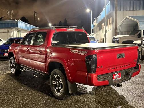 2018 Toyota Tacoma TRD Sport