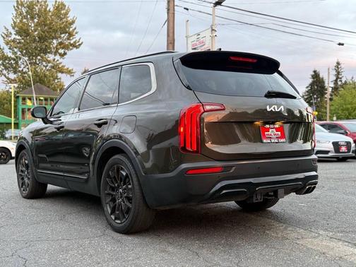 Dark Moss 2022 Kia Telluride EX