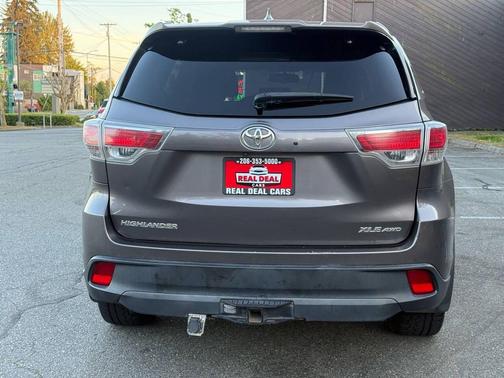 Predawn Gray Mica 2014 Toyota Highlander XLE