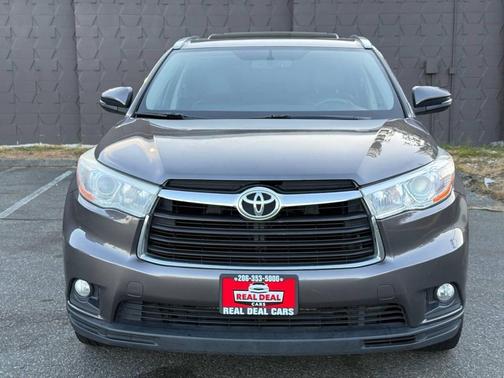 Predawn Gray Mica 2014 Toyota Highlander XLE