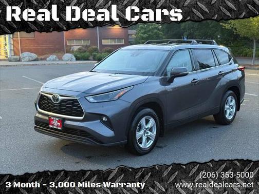 2022 Toyota Highlander LE