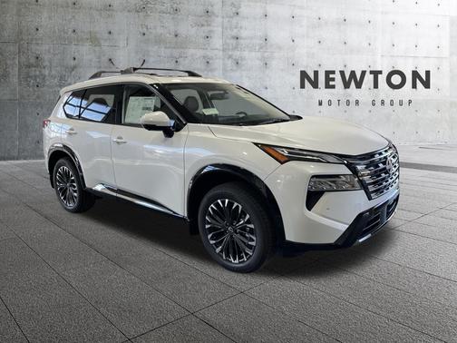 Everest White P 2026 Nissan Rogue Platinum