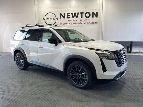 Everest White P 2026 Nissan Pathfinder SL