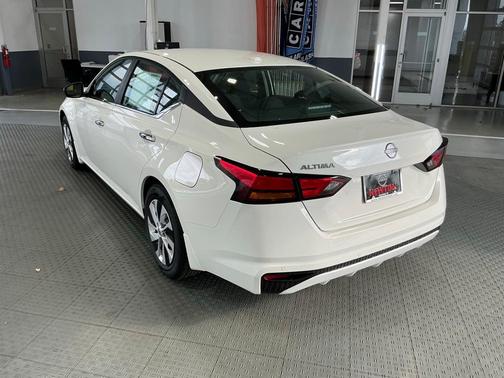 2025 Nissan Altima S