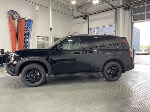 2025 Nissan Armada PRO-4X