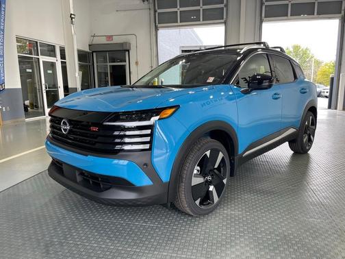 2026 Nissan Kicks SR