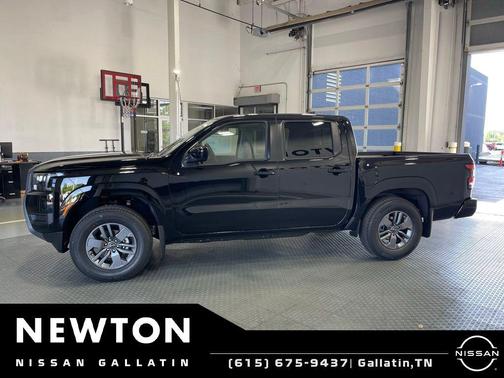 Super Black 2026 Nissan Frontier SV