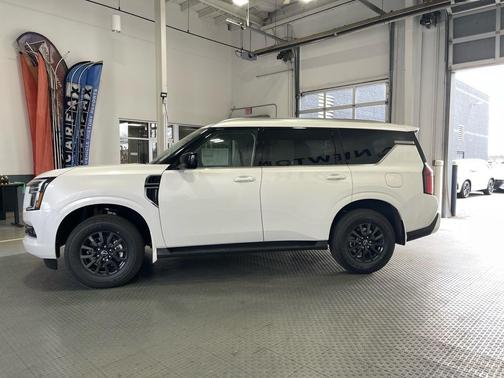 2026 Nissan Armada SV