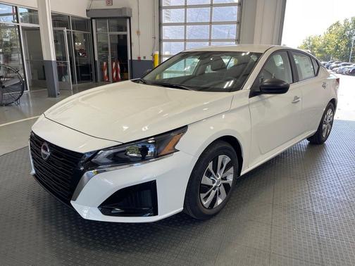 2025 Nissan Altima S