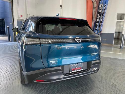 2025 Nissan Murano SL