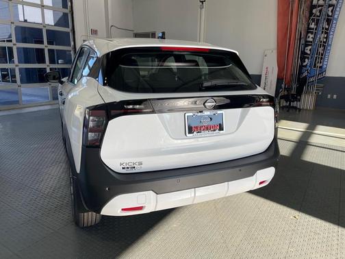 2026 Nissan Kicks S