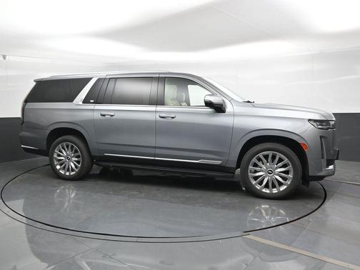 2023 Cadillac Escalade ESV Premium Luxury