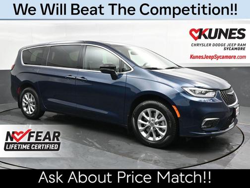 2025 Chrysler Pacifica Select