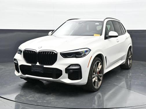 White 2021 BMW X5 M50i