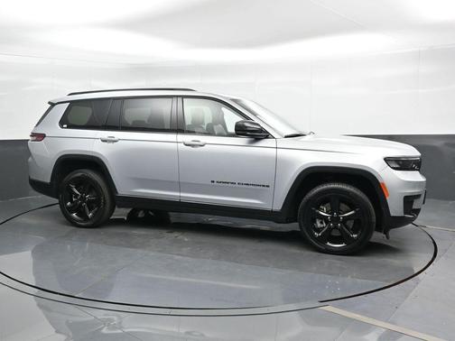 2024 Jeep Grand Cherokee L Laredo