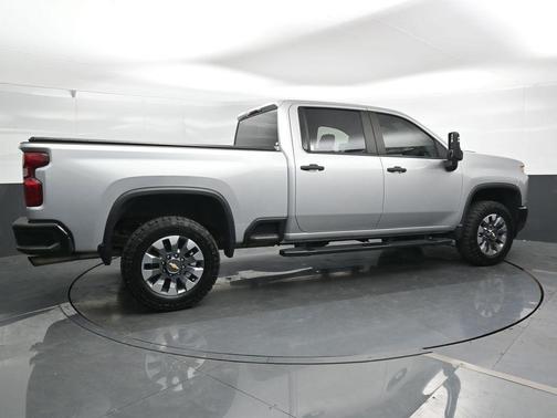 2022 Chevrolet Silverado 2500 Custom