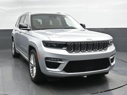 2024 Jeep Grand Cherokee Summit